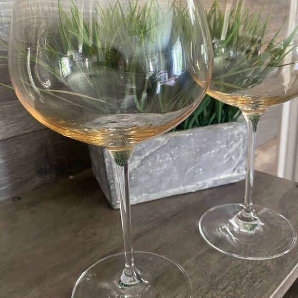 - Set Of 2 Crystal 12 oz Gold Ombré Long‎ Stem Wine Glasses - Picture 3 of 6